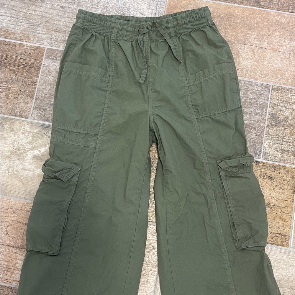 Aerie High Waisted Go For It Baggy Cargo Parachute Pants Size Small S - Picture 3 of 9